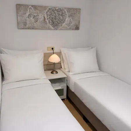 Carrer De Unio * Льорет-де-Мар